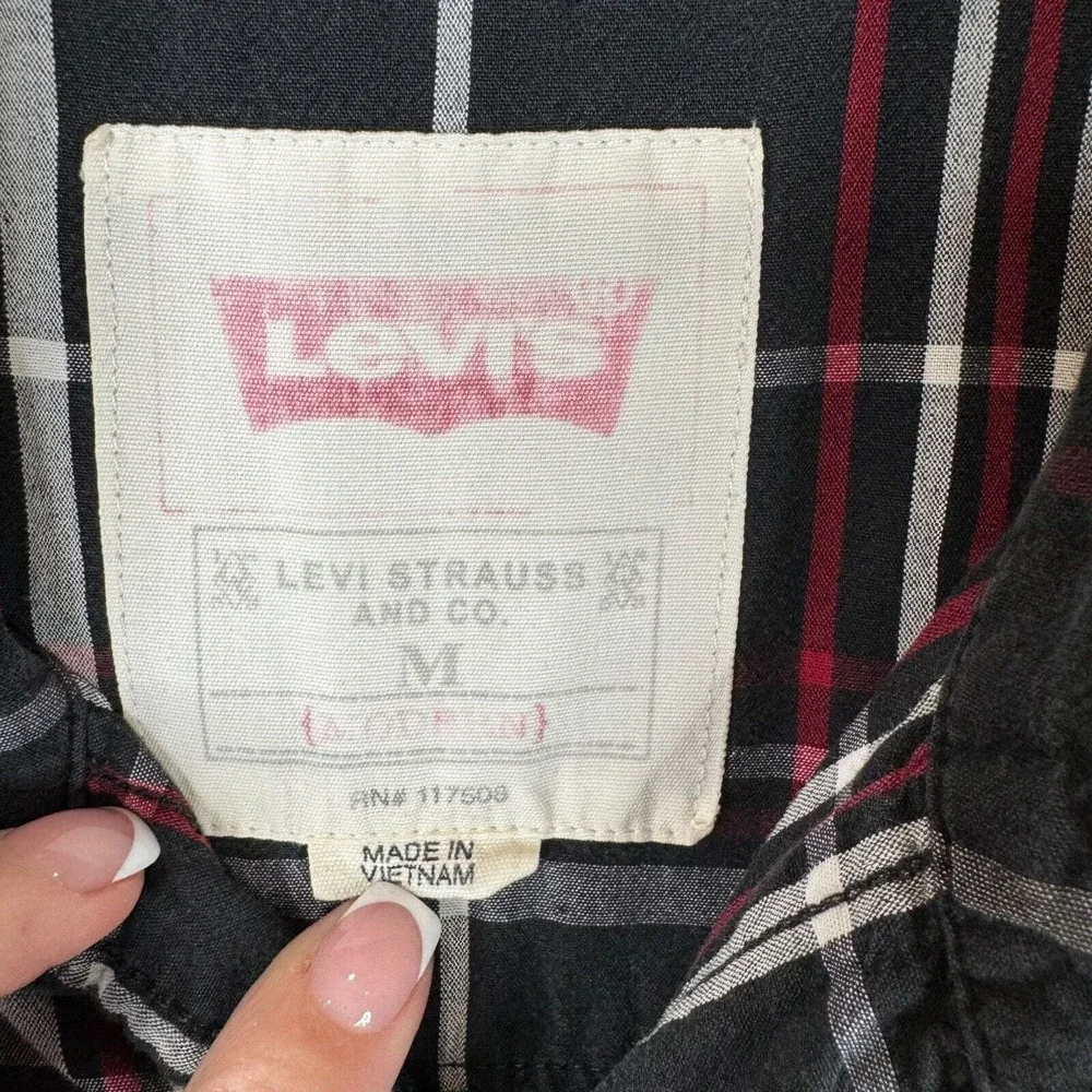 Levis levi men